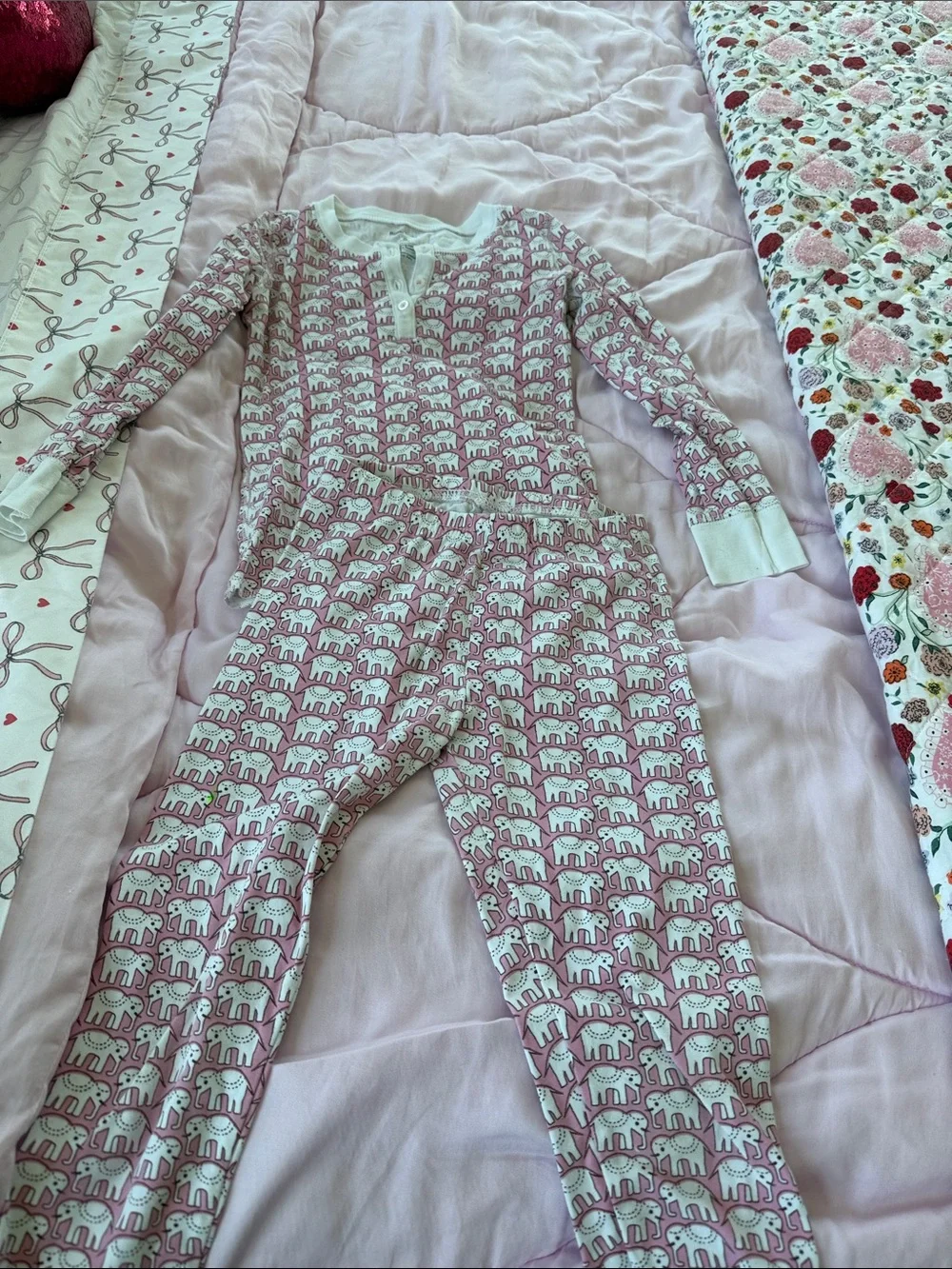 Roller Rabbit Pink White Elephant-Print Kids Pajama Set